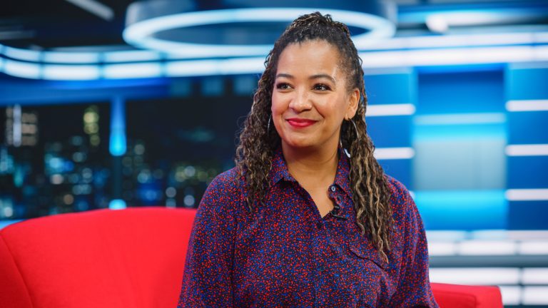 6 Benefits of Television Appearances black woman on tv show