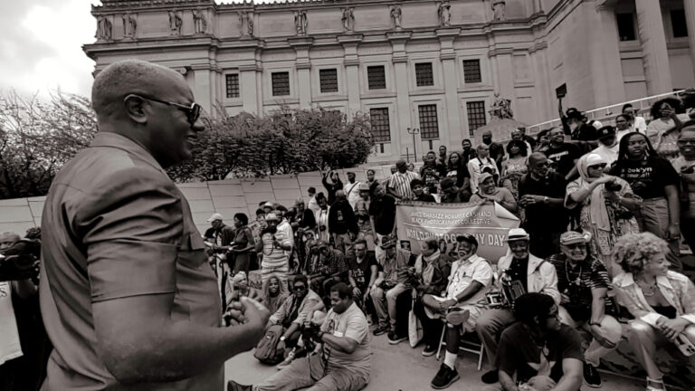 Jamel Shabazz facilitating the event.